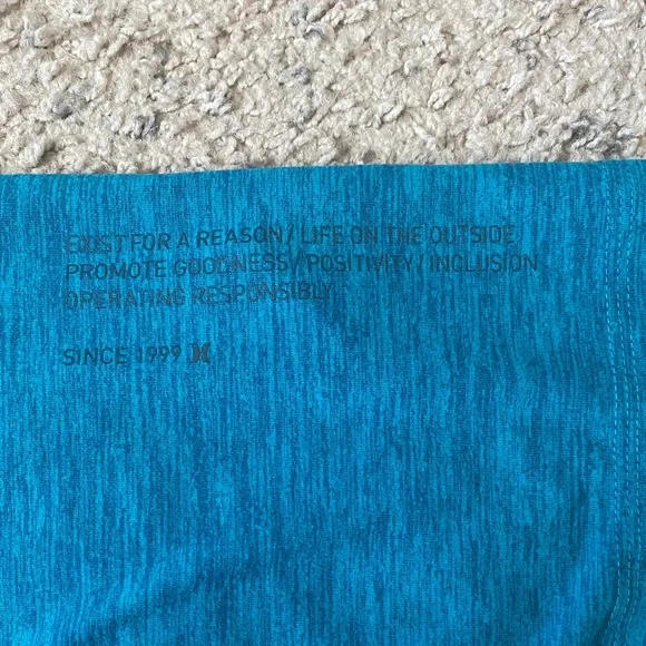 Men’s Hurley Teal Colored Short Sleeved Athletic Shirt (NWOT) - Picture 11 of 11